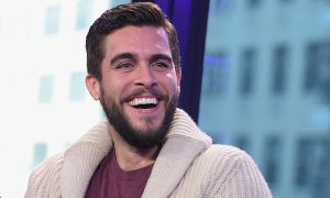 Next photo of Josh Segarra