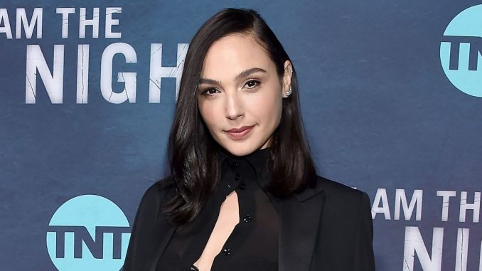 Gal Gadot Age Israeli Zionist Controversy Career Family Heavyng Com Gal gadot completed her education in law from idc herzliya college and along with it she was learning acting and modelling skills. gal gadot age israeli zionist